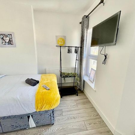 Cheerful 1 Bed Apartment Cardiff City Centre - Penarth Rd Dış mekan fotoğraf