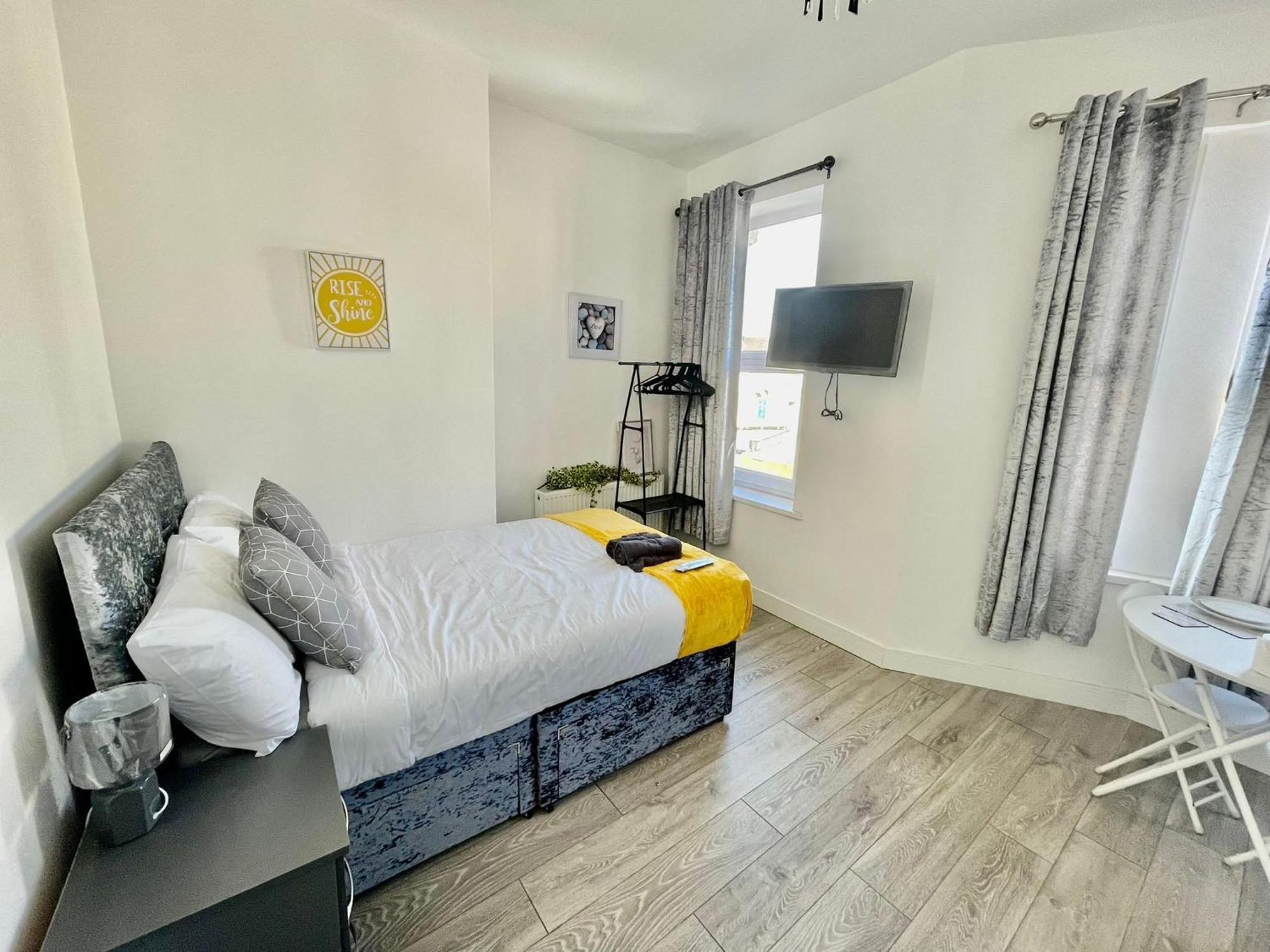 Cheerful 1 Bed Apartment Cardiff City Centre - Penarth Rd Oda fotoğraf